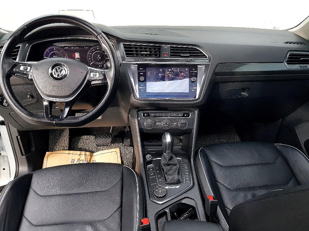 Volkswagen Tiguan - Vista 5