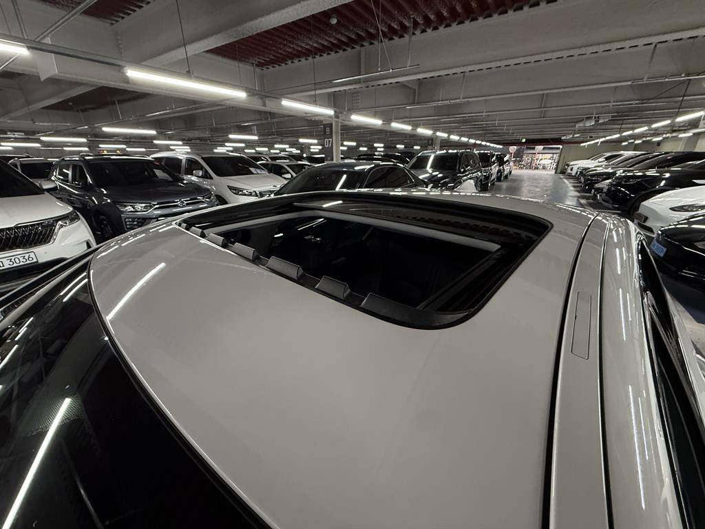 BMW 5 Series - Vista 5