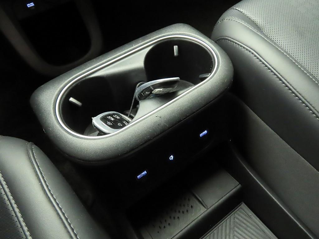 HYUNDAI Ioniq 5 - Vista 11