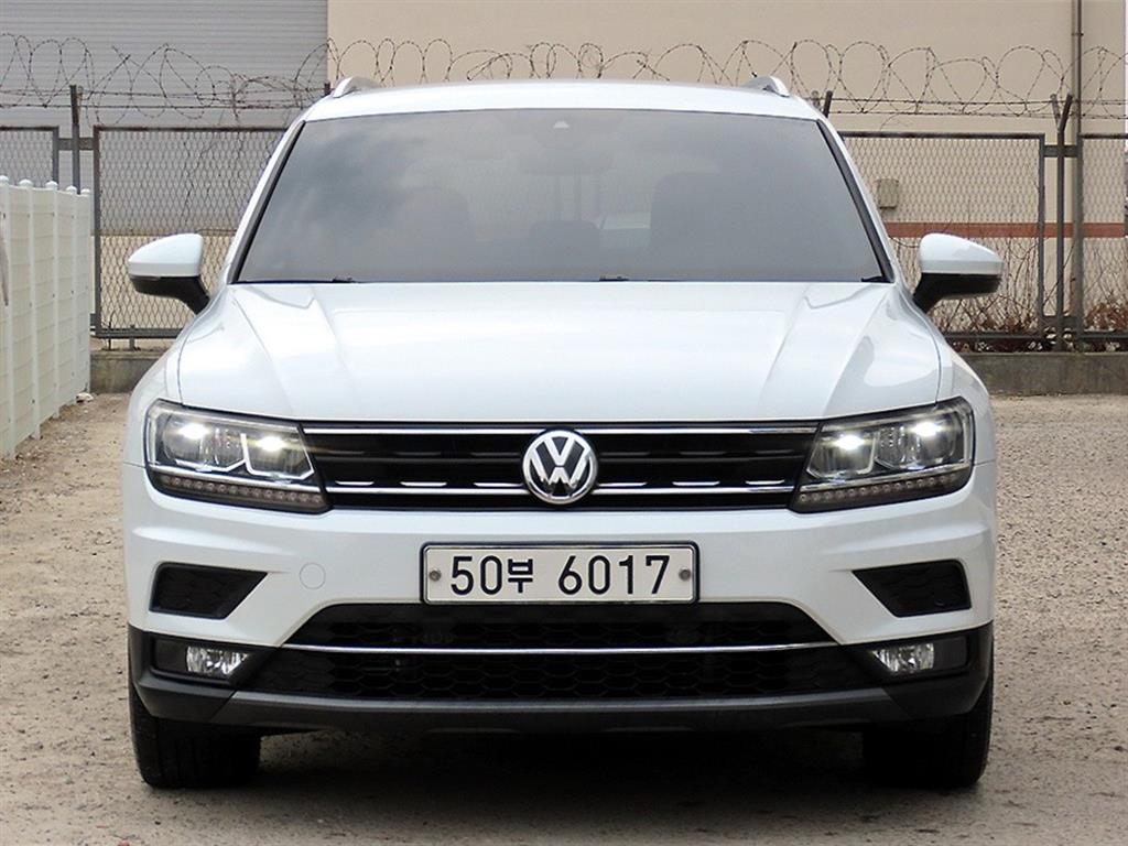 Volkswagen Tiguan 2018 Blanco - Importación desde Corea - HF Imports Iquique - Foto 1