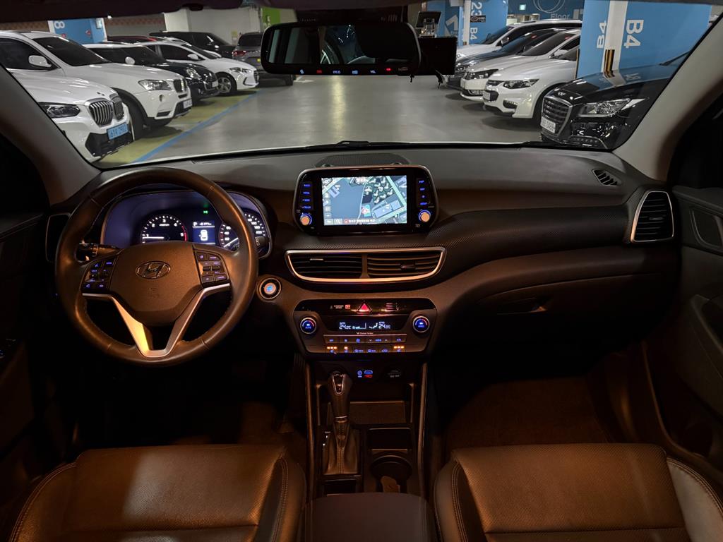 HYUNDAI Tucson - Vista 7