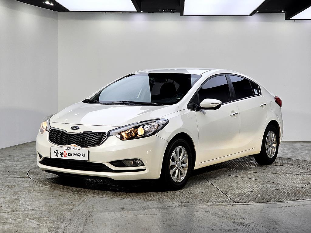 KIA K3 2015 Blanco - Importación desde Corea - HF Imports Iquique - Foto 1