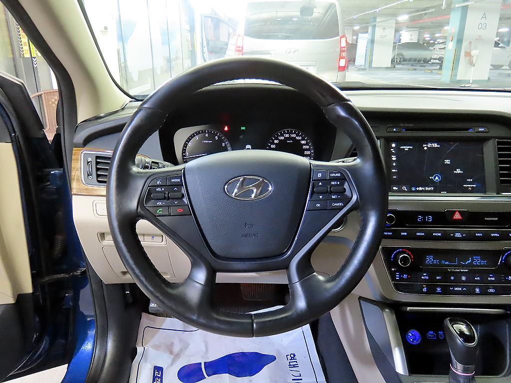 HYUNDAI Sonata - Vista 8