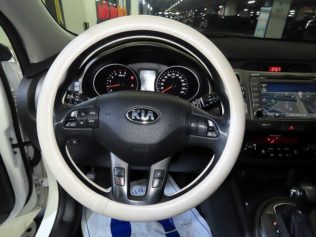 KIA Sportage - Vista 8