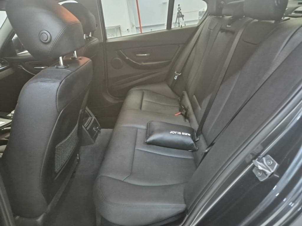 BMW 3 series - Vista 12