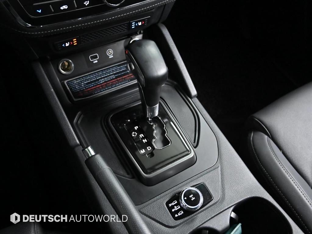 Ssangyong Rexton - Vista 9