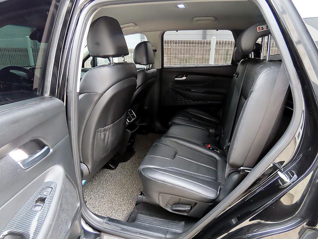 HYUNDAI Santa Fe - Vista 6