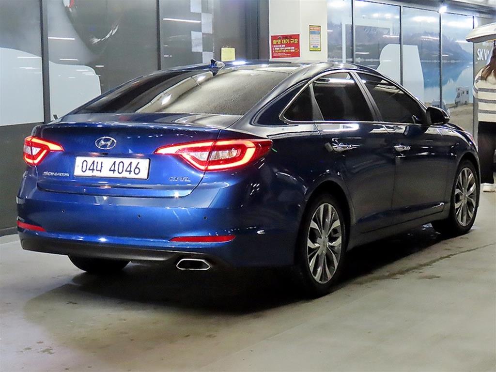 HYUNDAI Sonata - Vista 4