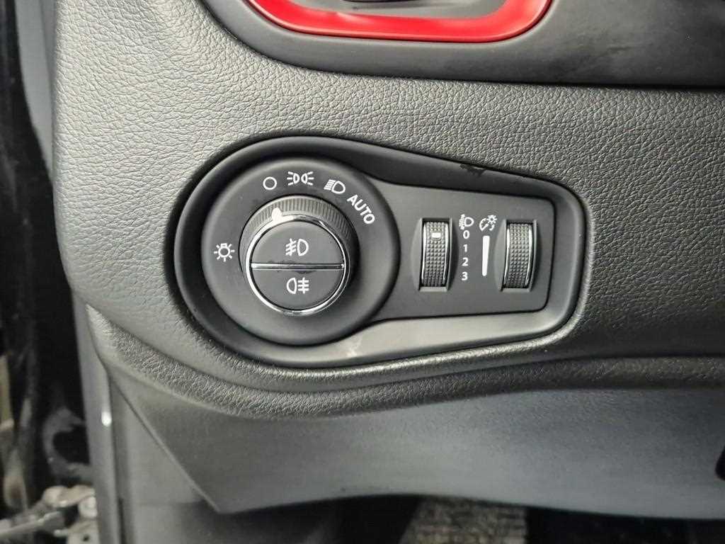 Jeep Renegade 2018 Negro - Importación desde Corea - HF Imports Iquique - Foto 17