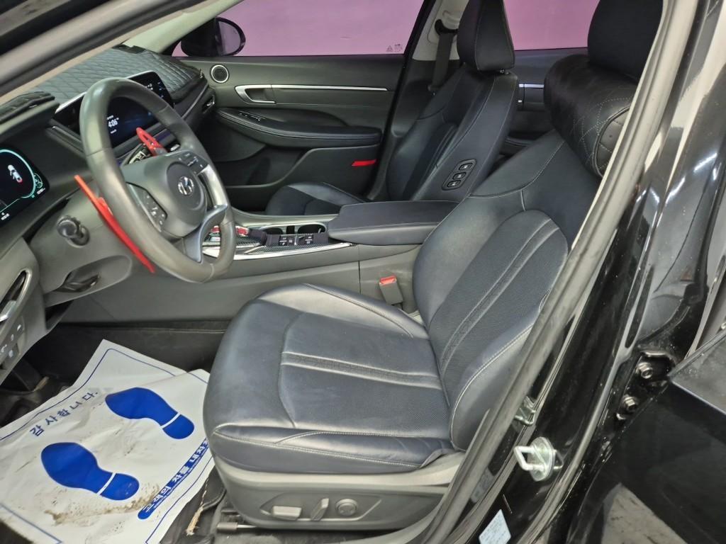 HYUNDAI Sonata - Vista 11