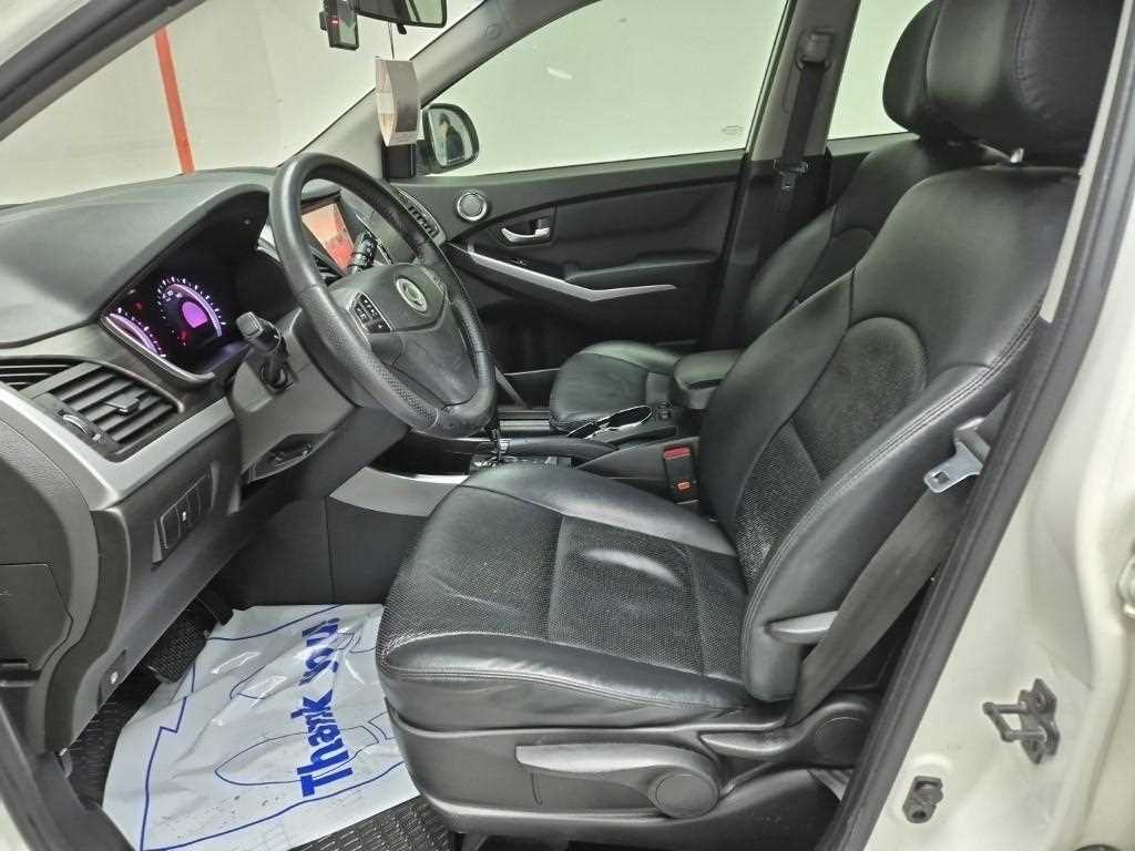 Ssangyong Korando - Vista 11