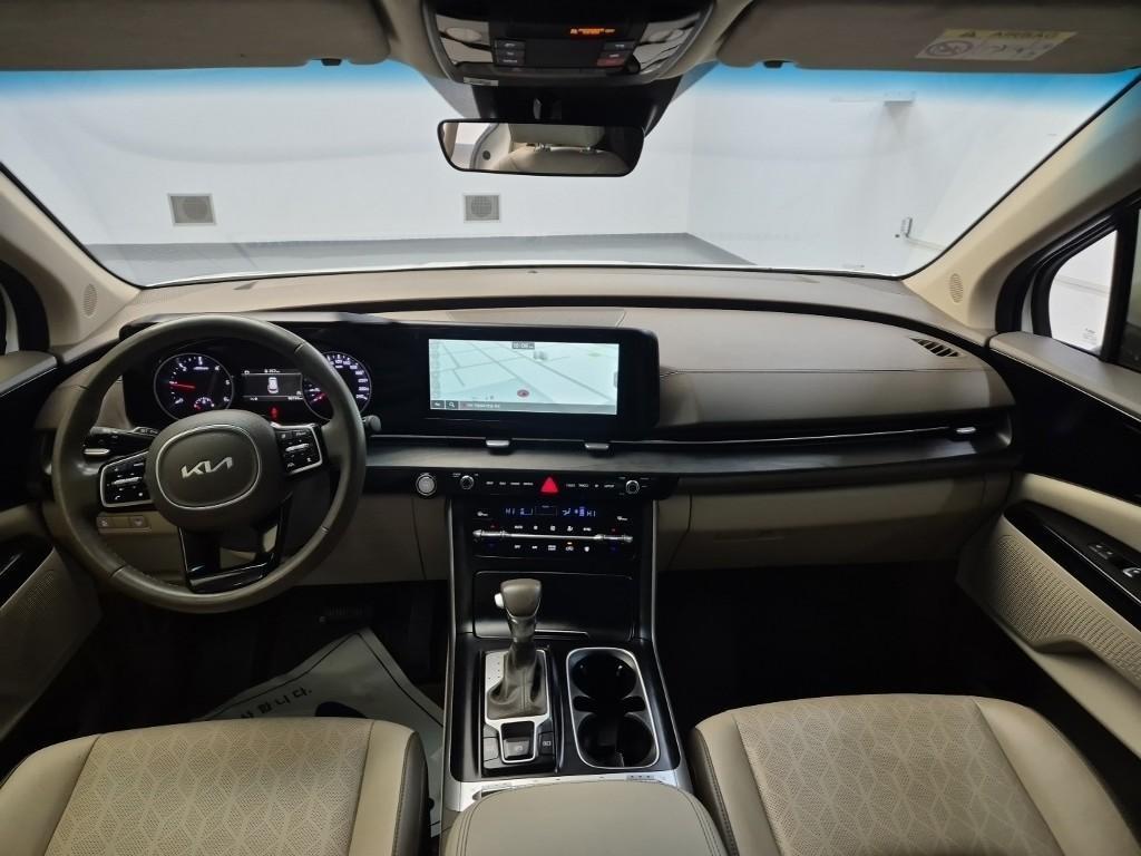 KIA Carnival - Vista 7