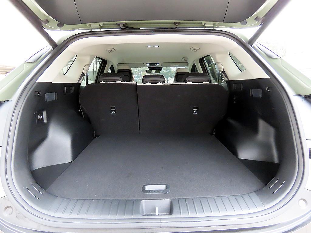 KIA Sportage 2023 Verde - Importación desde Corea - HF Imports Iquique - Foto 17