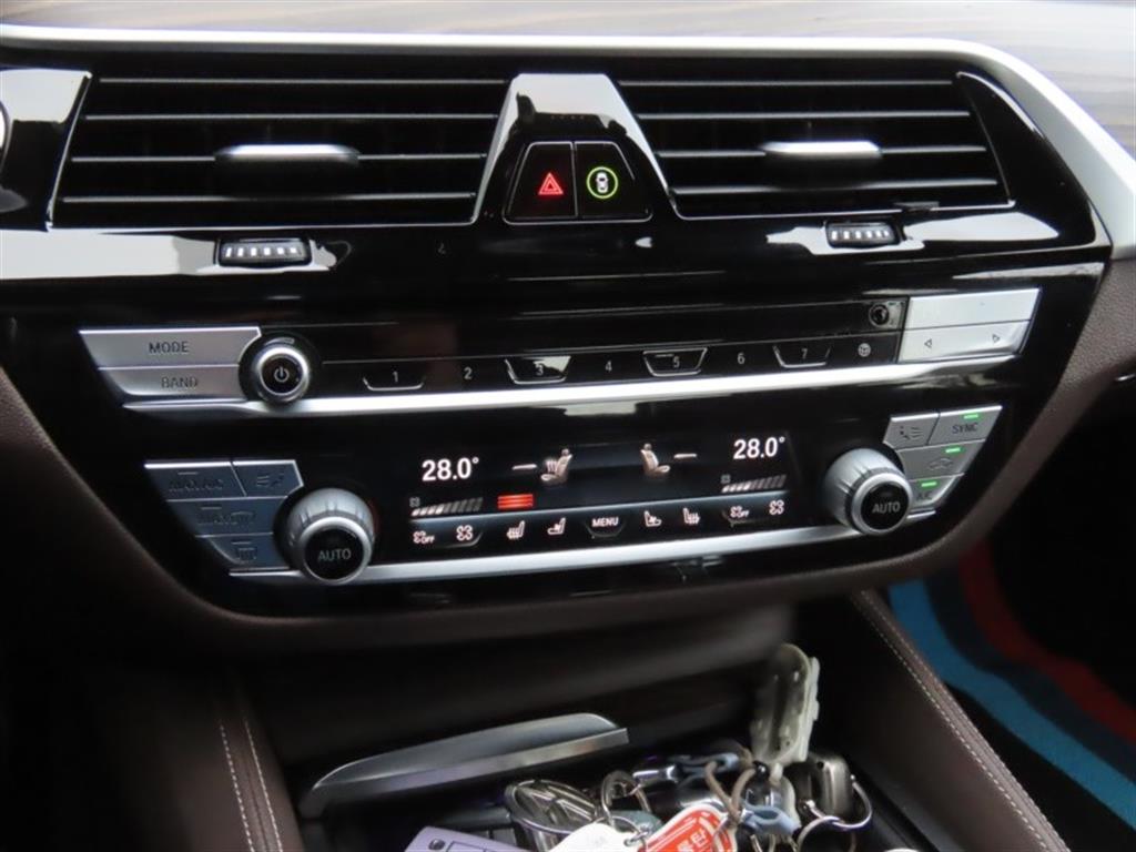 BMW 5 Series 2020 Gris - Importación desde Corea - HF Imports Iquique - Foto 16