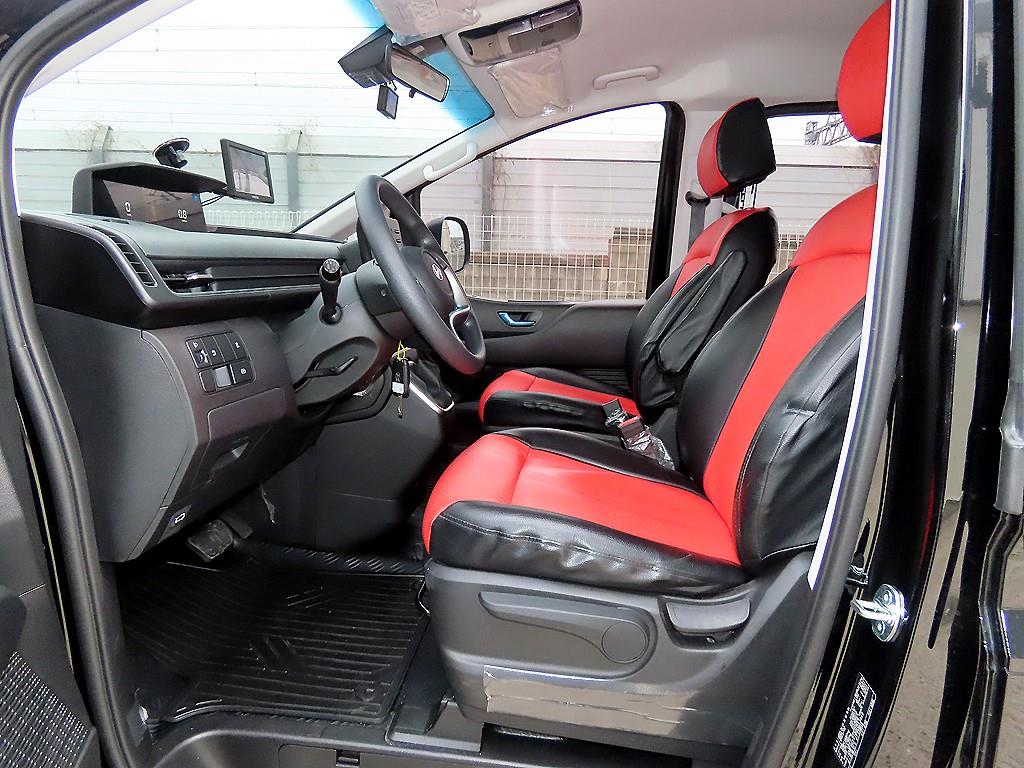 HYUNDAI Staria - Vista 5