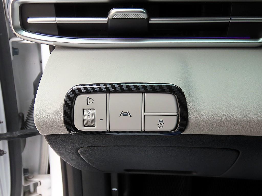 HYUNDAI Avante - Vista 12