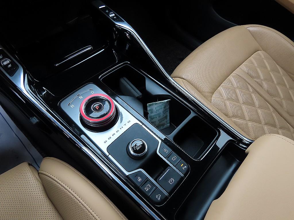 KIA Sorento - Vista 10