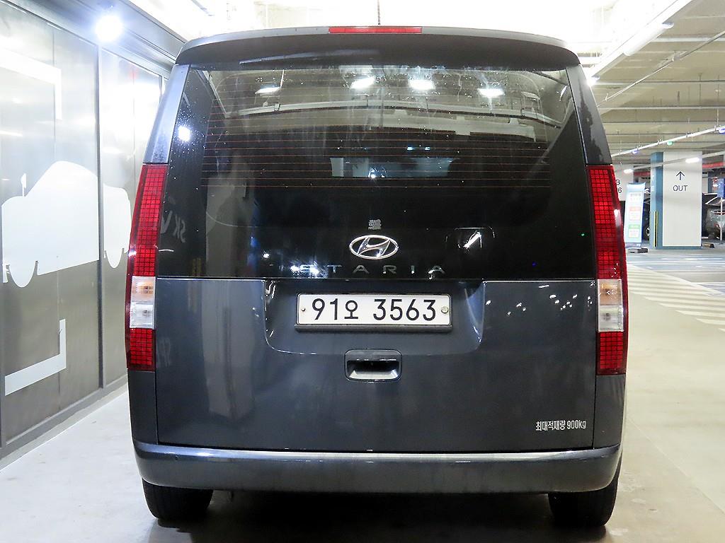 HYUNDAI Staria - Vista 5