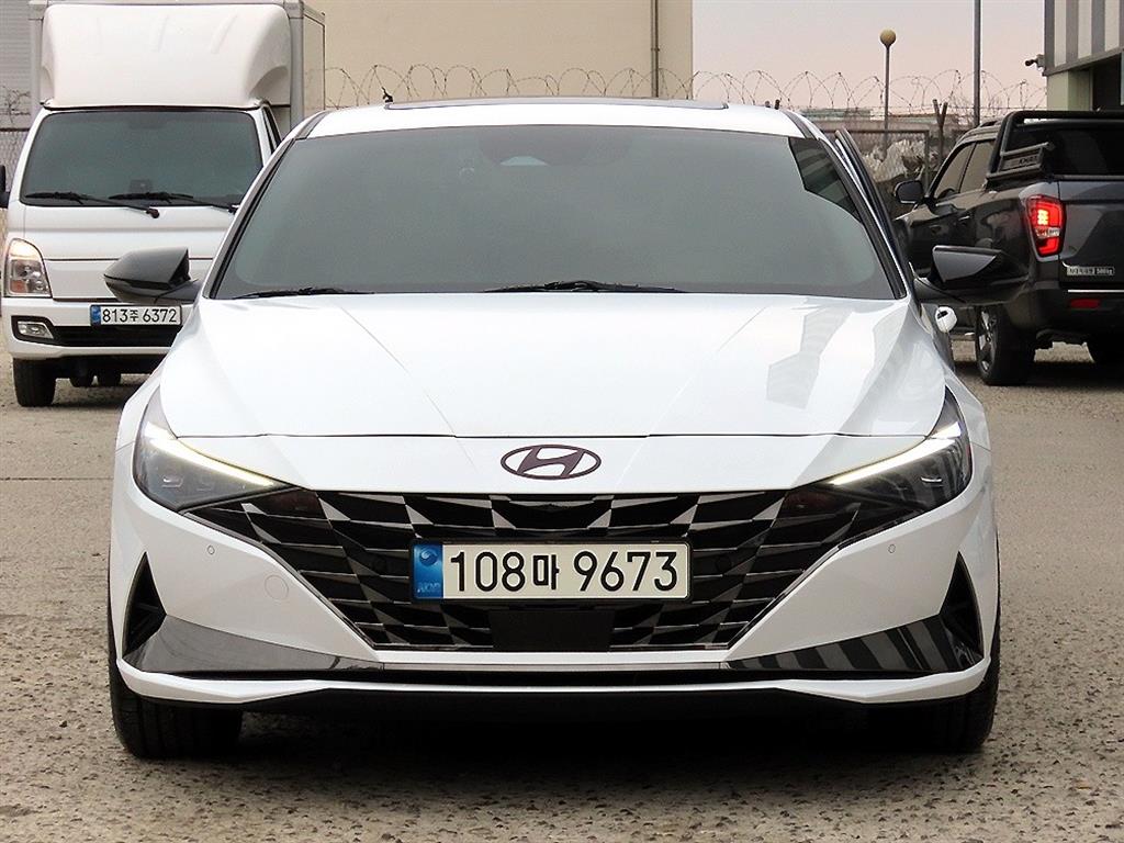 HYUNDAI Avante 2021 Blanco - Importación desde Corea - HF Imports Iquique - Foto 1