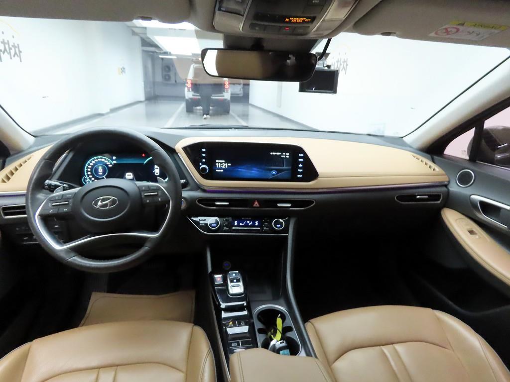 HYUNDAI Sonata - Vista 6