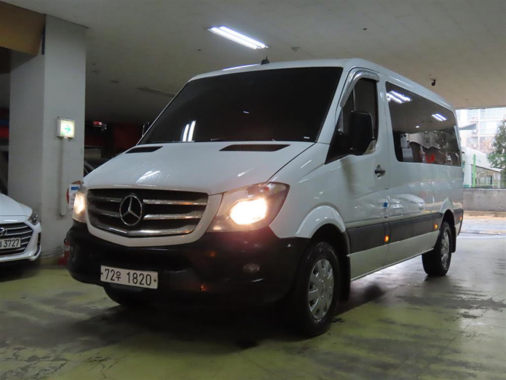 Mercedes Benz Sprinter 2017 Blanco - Importación desde Corea - HF Imports Iquique - Foto 1