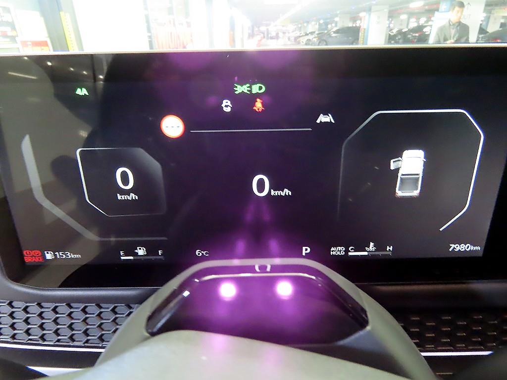 KIA Tasman - Vista 9