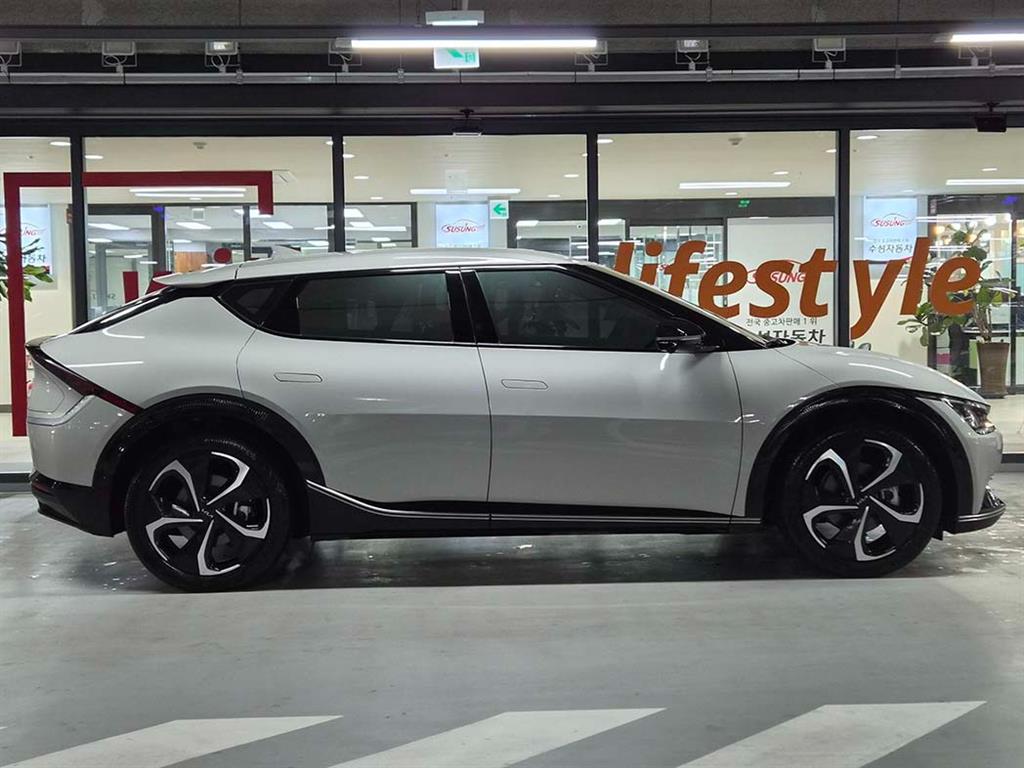 KIA EV6 - Vista 3