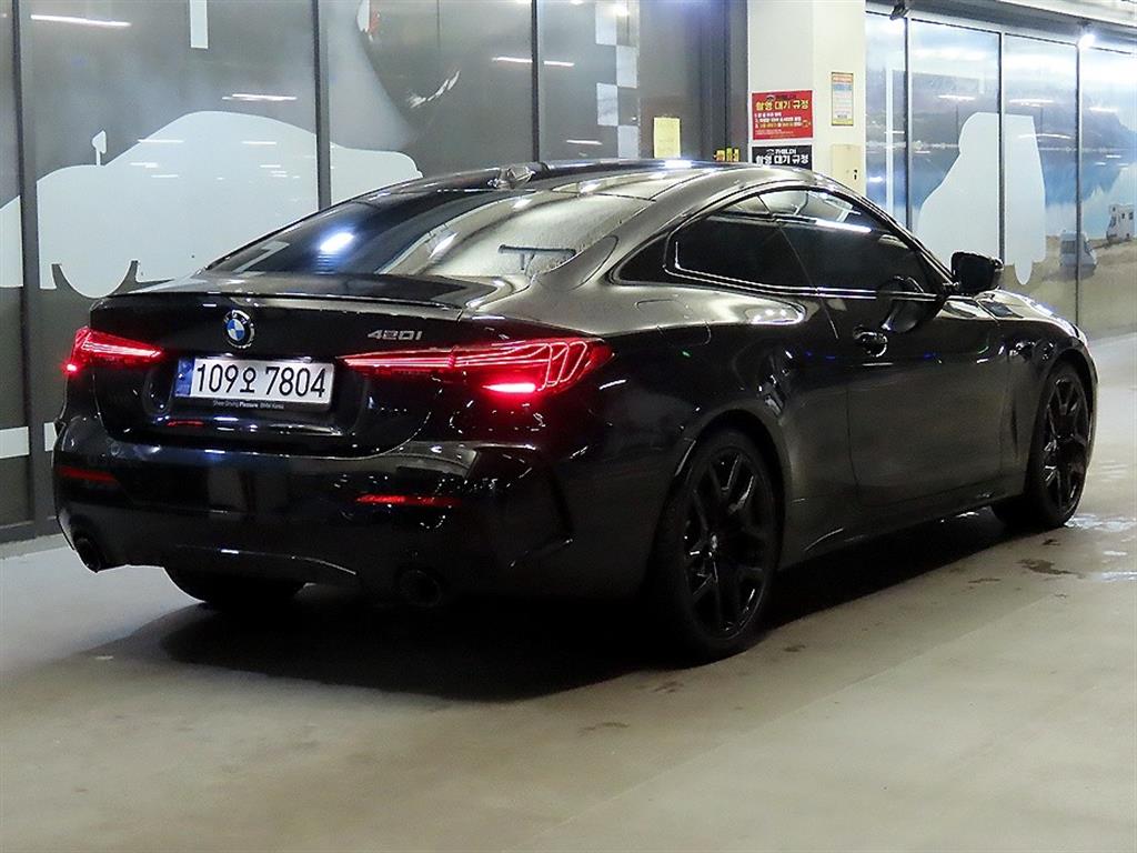 BMW 4 Series - Vista 4