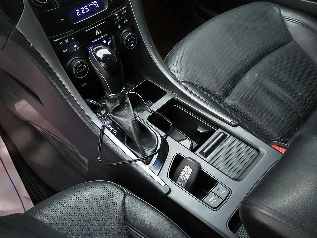 HYUNDAI Sonata 2013 Negro - Importación desde Corea - HF Imports Iquique - Foto 10