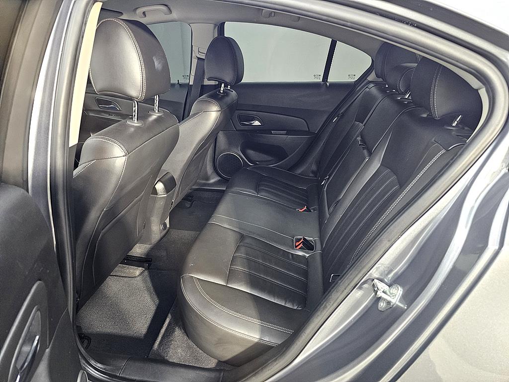 Chevrolet Cruise - Vista 9