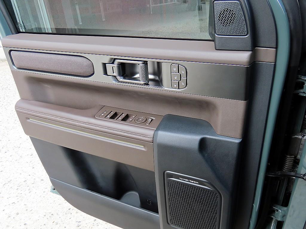 KIA Tasman - Vista 11