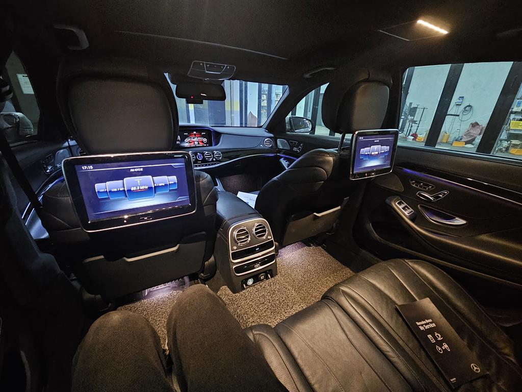 Mercedes Benz S Class - Vista 5