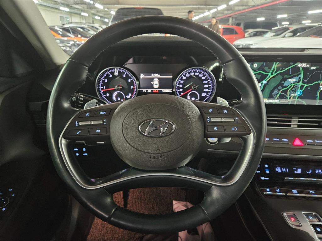 HYUNDAI Grandeur - Vista 8