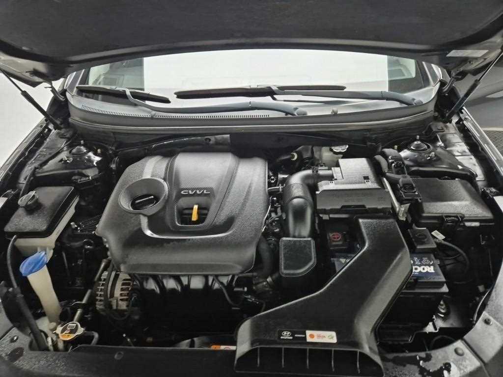 HYUNDAI Sonata - Vista 5