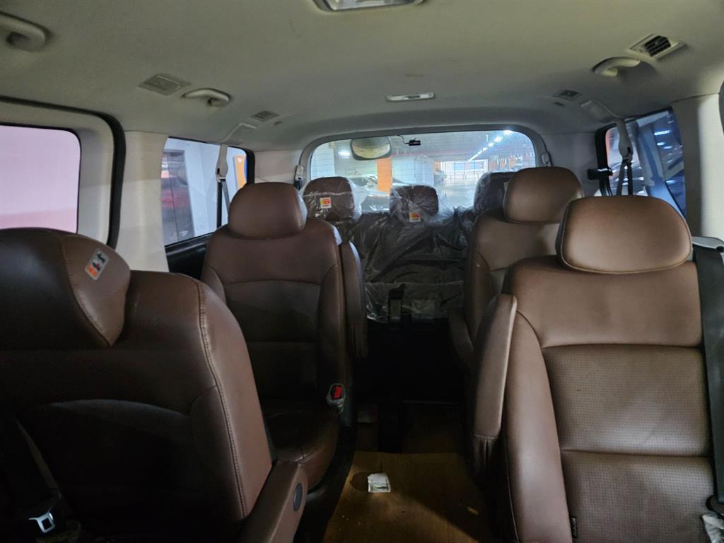 HYUNDAI Starex 2019 Negro - Importación desde Corea - HF Imports Iquique - Foto 15