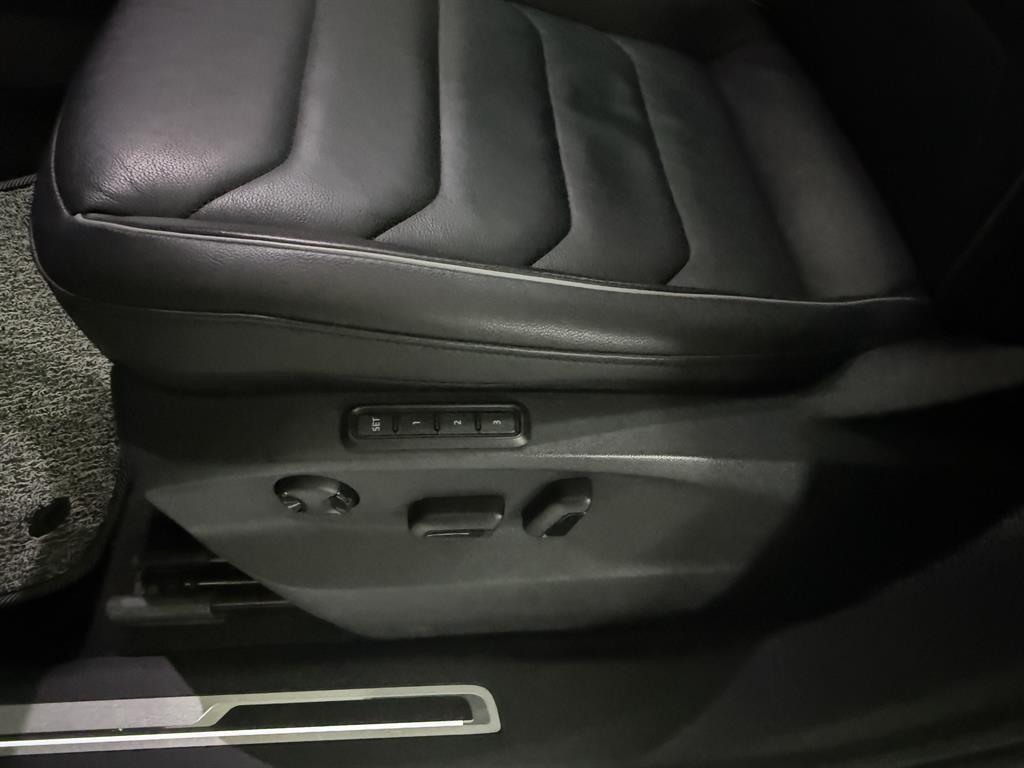 Volkswagen Tiguan - Vista 11