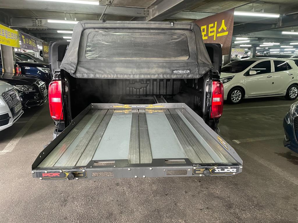 Chevrolet ?Colorado 2020 Negro - Importación desde Corea - HF Imports Iquique - Foto 18