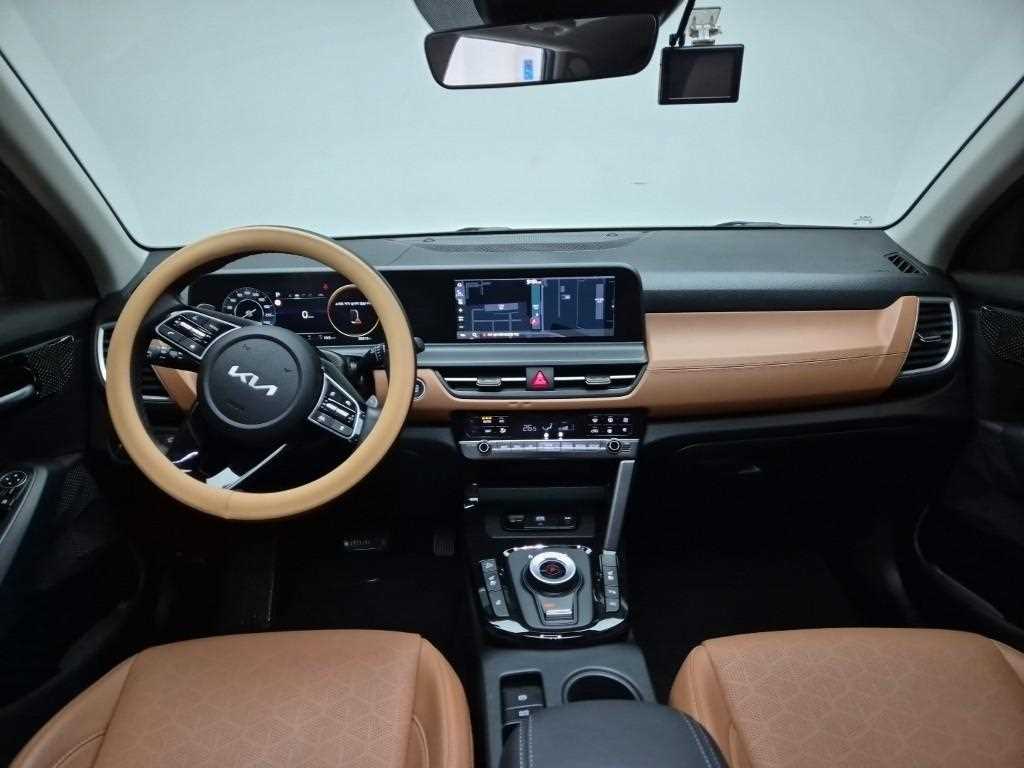 KIA Seltos - Vista 7