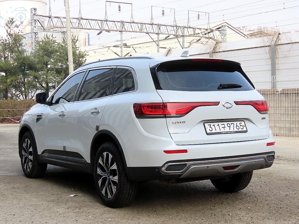 SAMSUNG QM6 - Vista 3