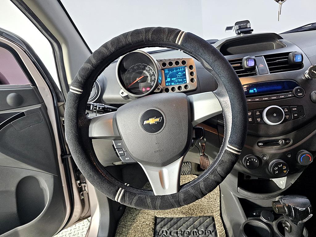 Chevrolet Spark - Vista 12