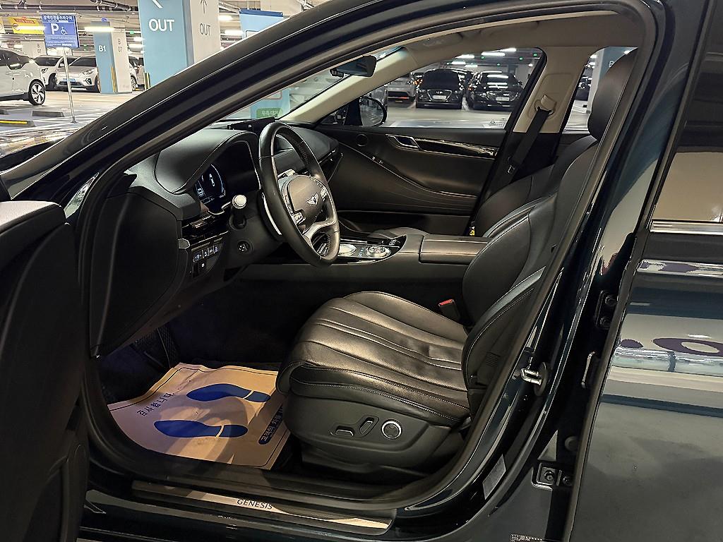 Genesis G80 - Vista 7