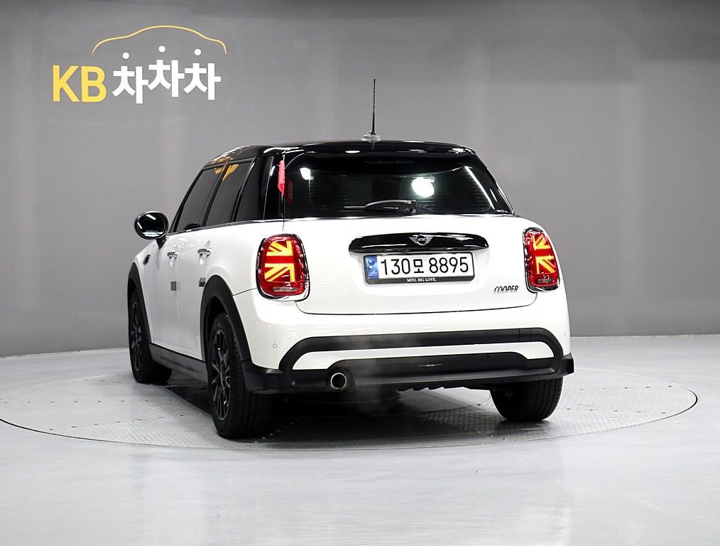 Mini Cooper - Vista 4