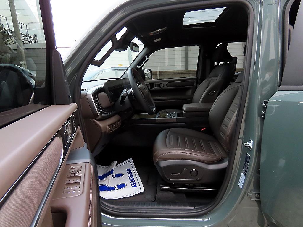 KIA Tasman - Vista 5