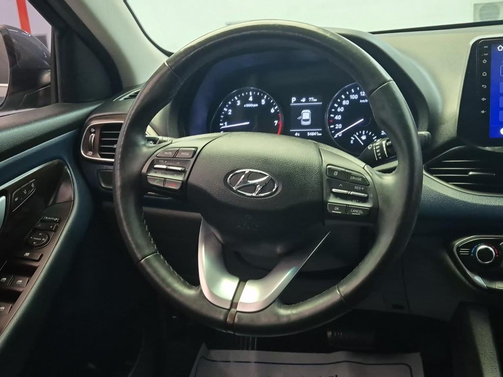 HYUNDAI i30 - Vista 9