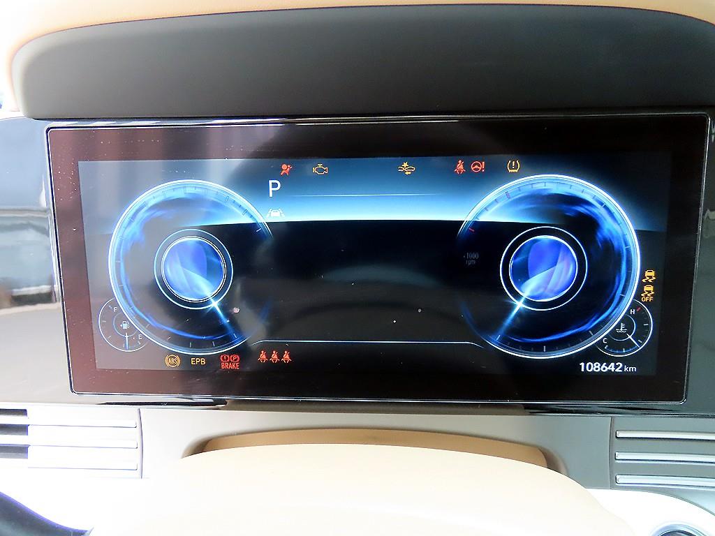 HYUNDAI Grandeur - Vista 9