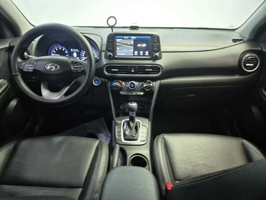 HYUNDAI Kona - Vista 7