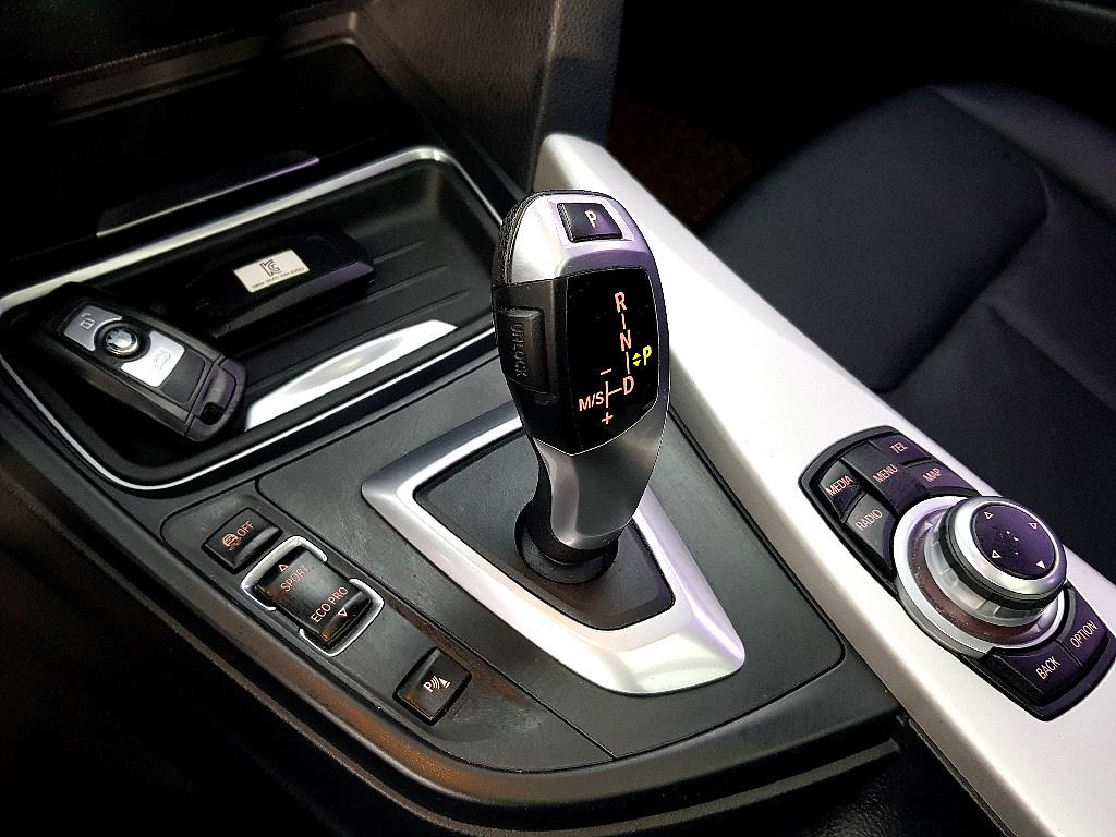 BMW 3 series 2013 Blanco - Importación desde Corea - HF Imports Iquique - Foto 13