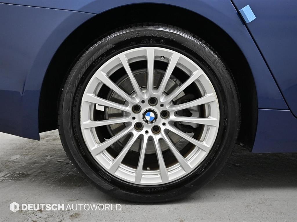 BMW 5 Series - Vista 5