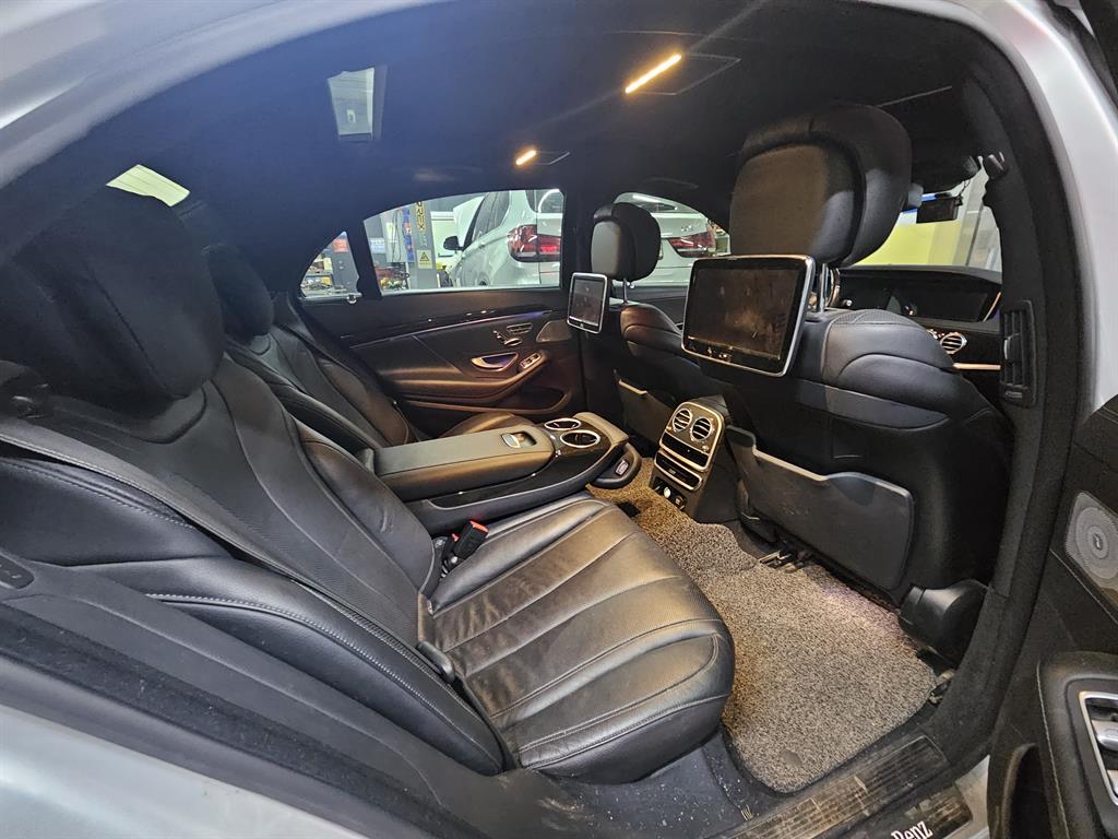 Mercedes Benz S Class - Vista 7