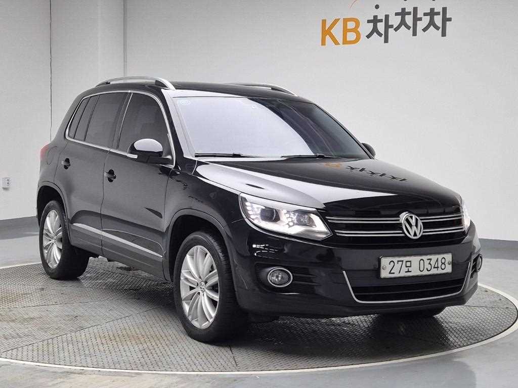 Volkswagen Tiguan - Vista 4